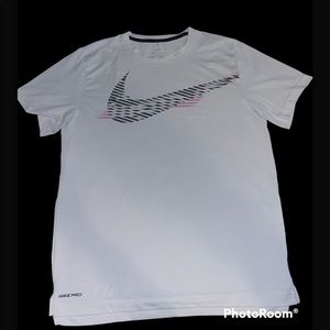 Nike Men’s Tech Tee